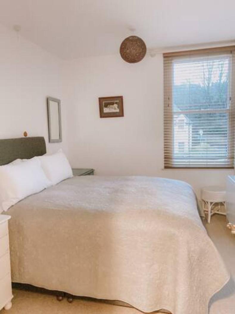 Stylish Town Centre Apartments 네일스워스 객실 사진