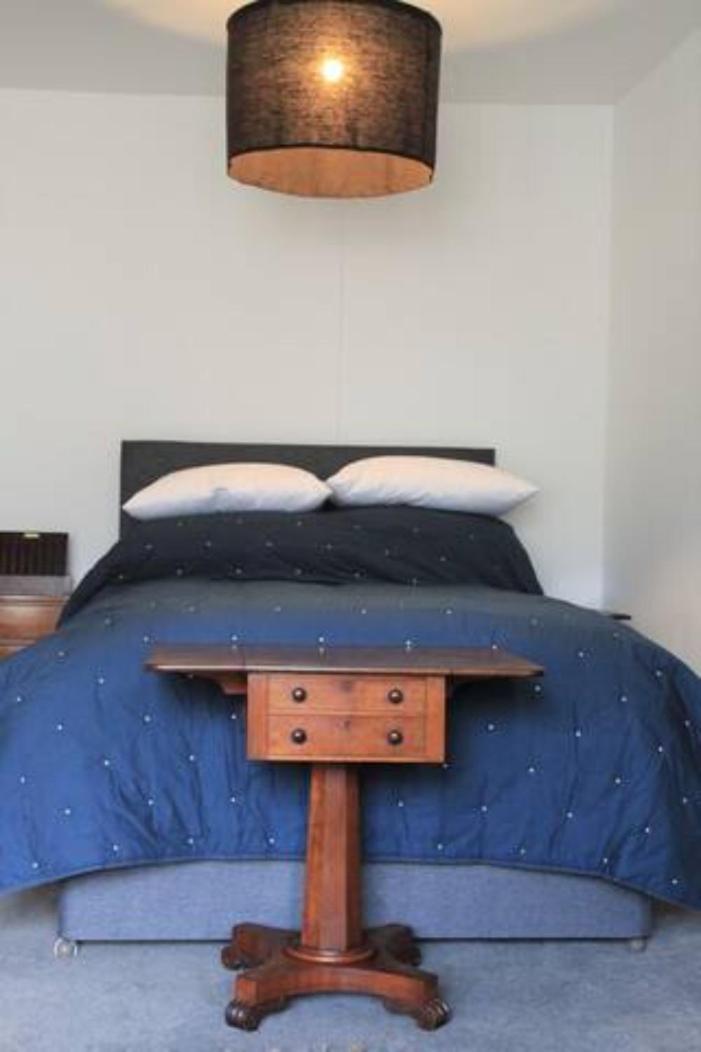 Stylish Town Centre Apartments 네일스워스 외부 사진